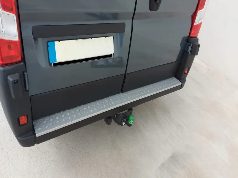 BSB Ladekantenschutz passend für Peugeot Boxer ab 2006/2011 u. ab 2014 Alu Riffel silber eloxiert