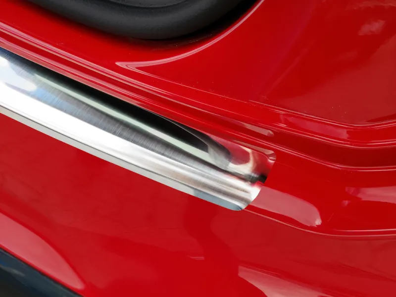 CLASSIC Edelstahl Ladekantenschutz passend für Audi Q2 ab 9/2020