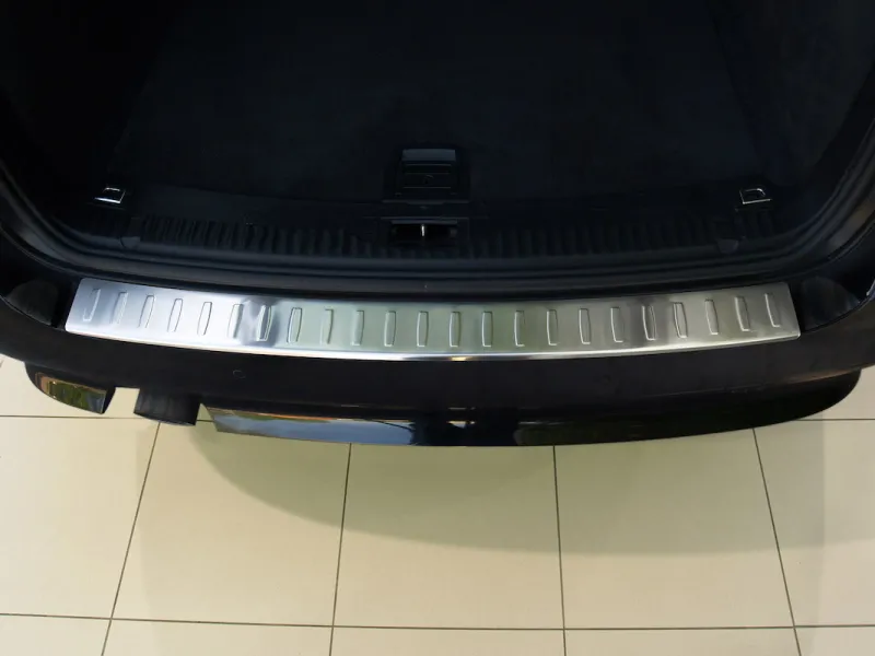 CLASSIC Edelstahl Ladekantenschutz passend für BMW 5er Touring E61 ab 4/2004 - 4/2010