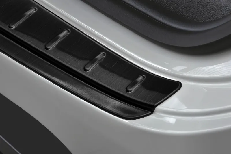 GRAPHIT Ladekantenschutz Edelstahl passend für Mercedes CLA III Shooting Brake (X174) ab 11/2025