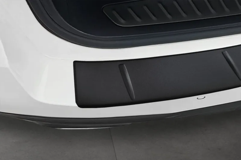 BLACK Ladekantenschutz Edelstahl schwarz passend für BMW 5er Touring (G31) ab FL 2020 - 2024 M-Paket