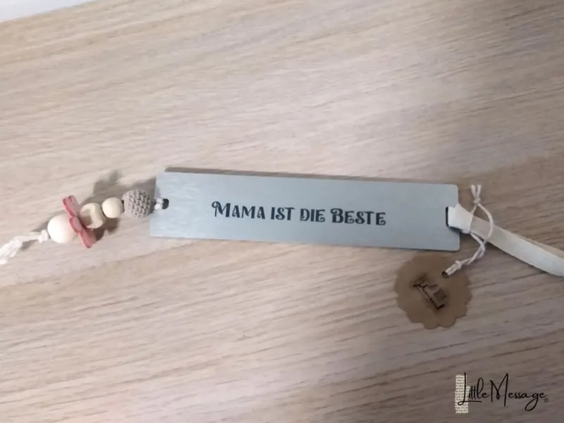 Kleine Spruchtafel | Botschaft | Anhänger MAMA IST DIE BESTE