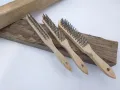 Drahtbürsten Set mit Holzgriff für hartnäckige Verschmutzungen