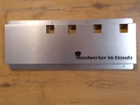Akku und Ladegerät Wandhalterung passend für Dewalt 18V mit Schriftzug