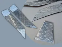 Rollertrittbleche Alu Riffel passend für Benelli 491 2teilig